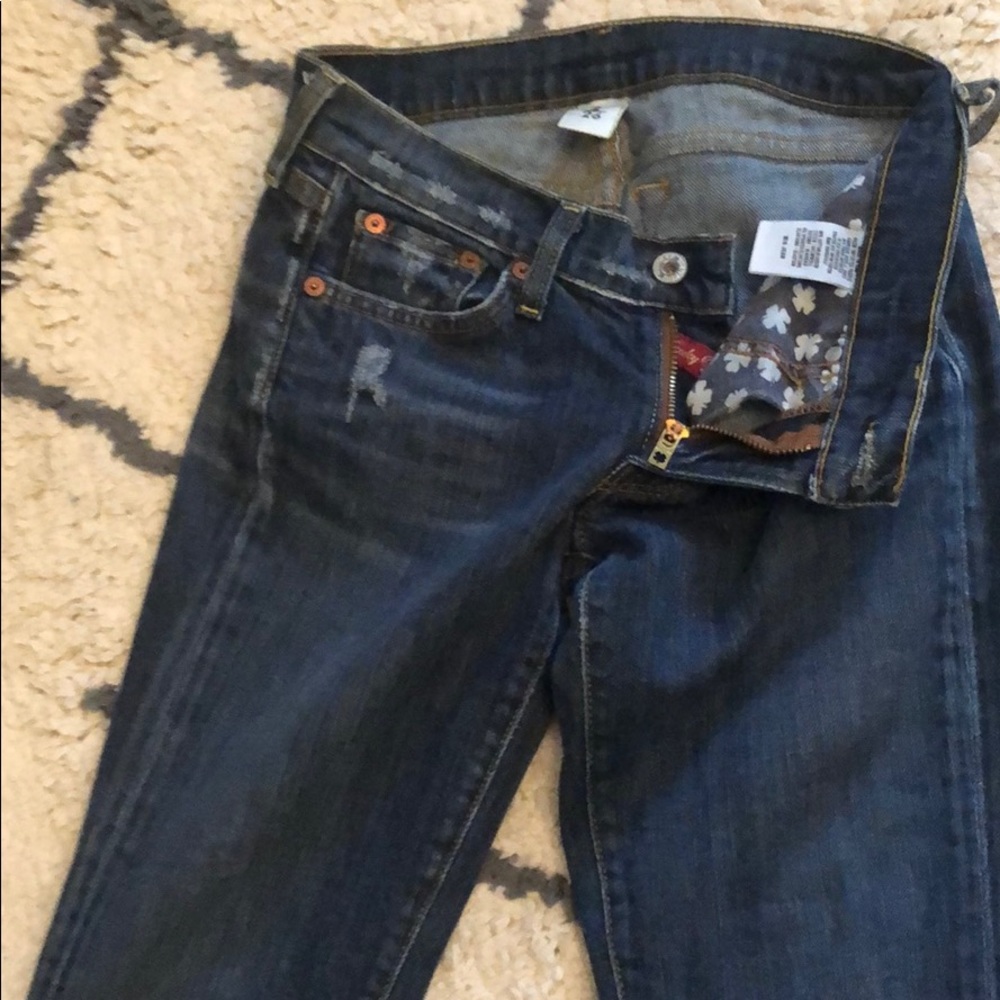 Jeans